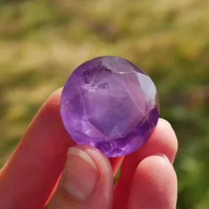 1" Deep Purple Amethyst Diamond Brilliant Cut 90 Carat