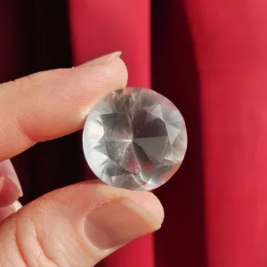 0.8" Clear Quartz Diamond Brilliant Cut Crystal Carving 33.5 Carat